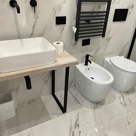 Modern Flat In Isola *